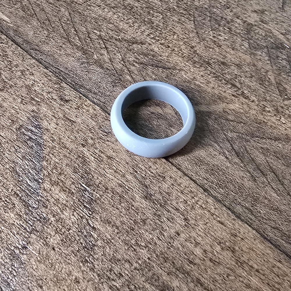 Men's Stylish Gray Silicone Band